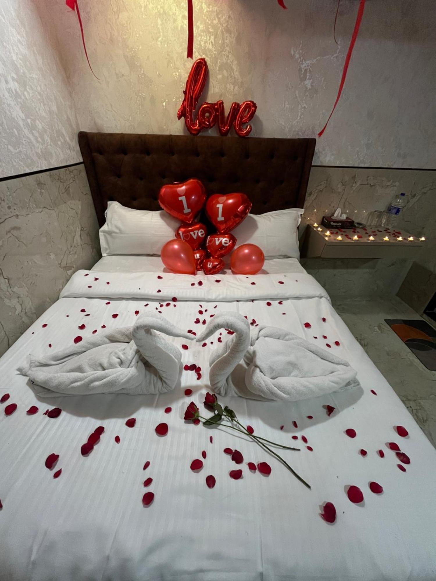Hotel Newyork By Stayzy Rooms Mumbai Exterior photo