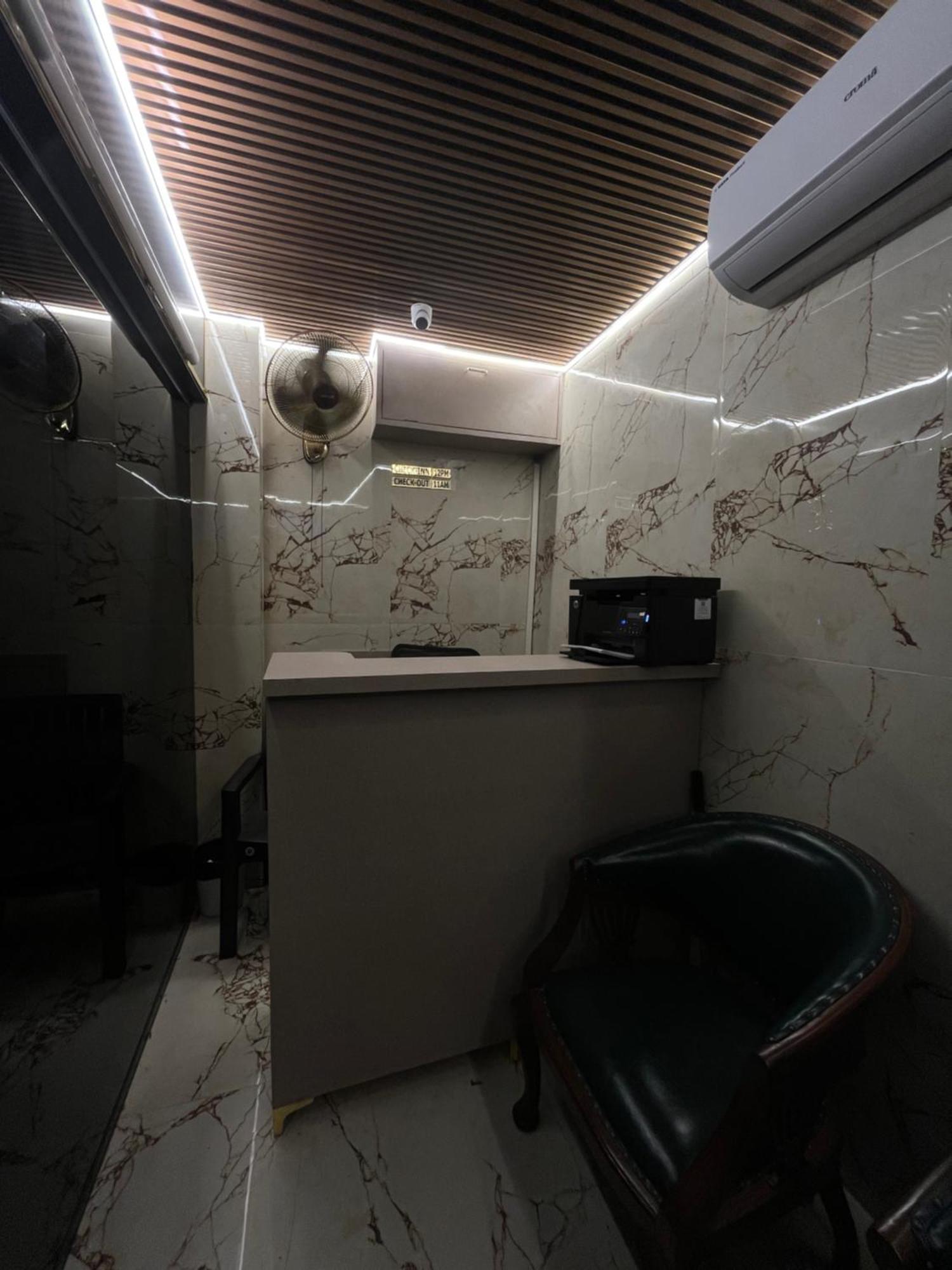 Hotel Newyork By Stayzy Rooms Mumbai Exterior photo